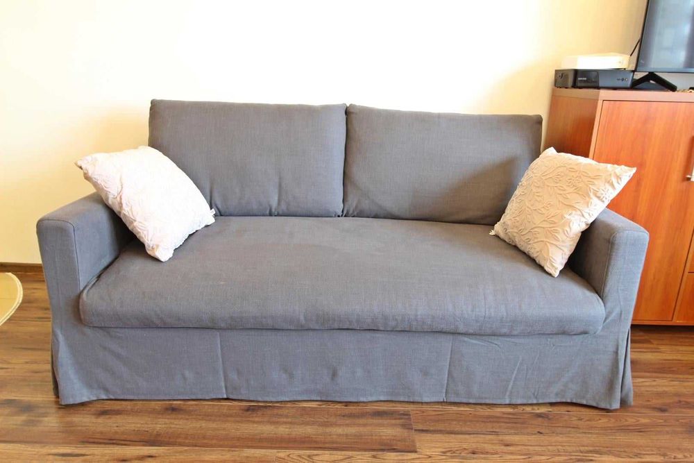 Sofa 2 osobowa rozkładana HYLTARP ikea mało używana