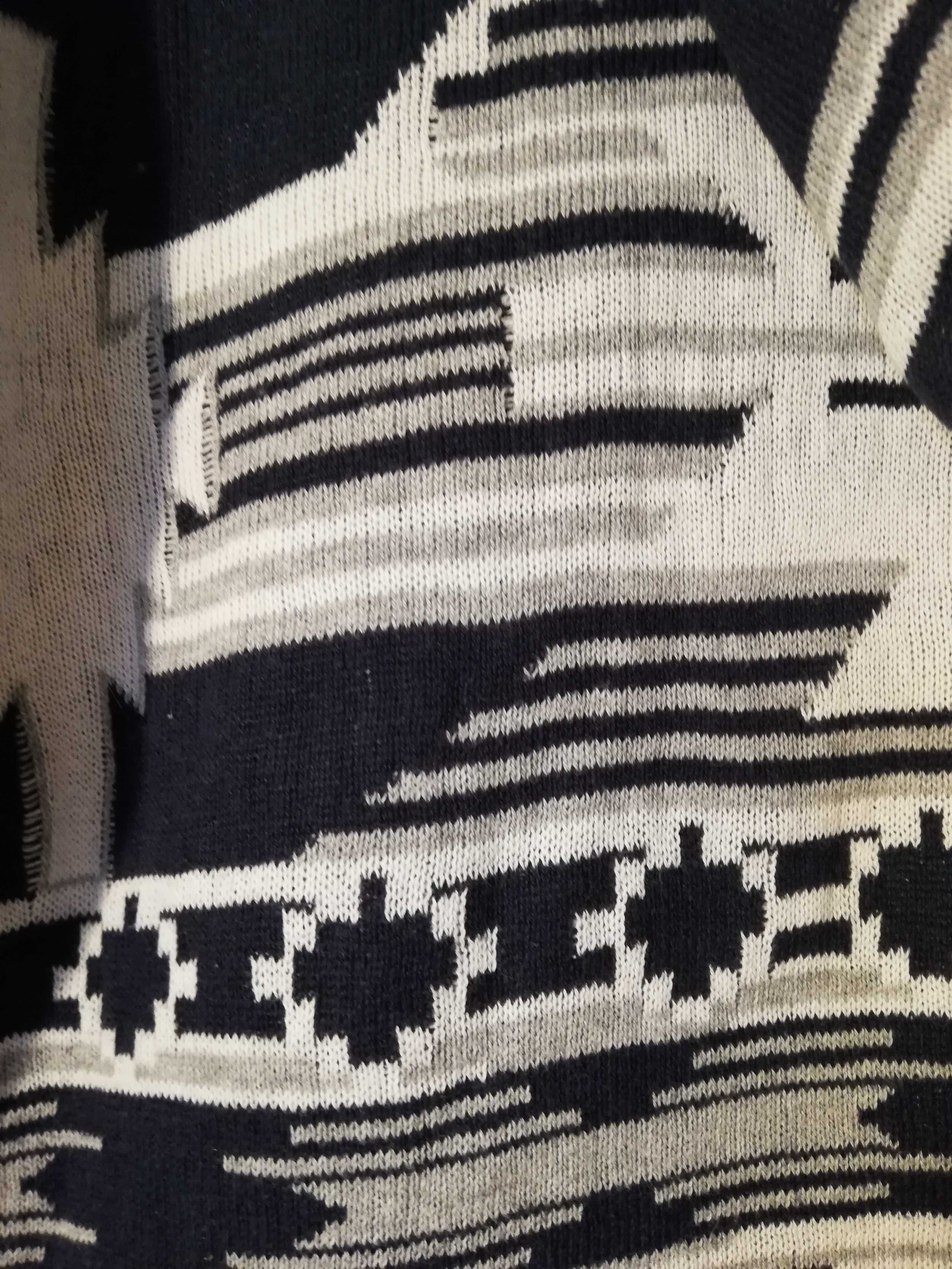 Piękny sweter boho etno H&M z kapturem rozmiar XS 100% bawełna