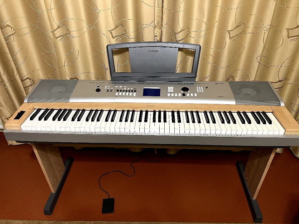 Синтезатор Yamaha DGX-630