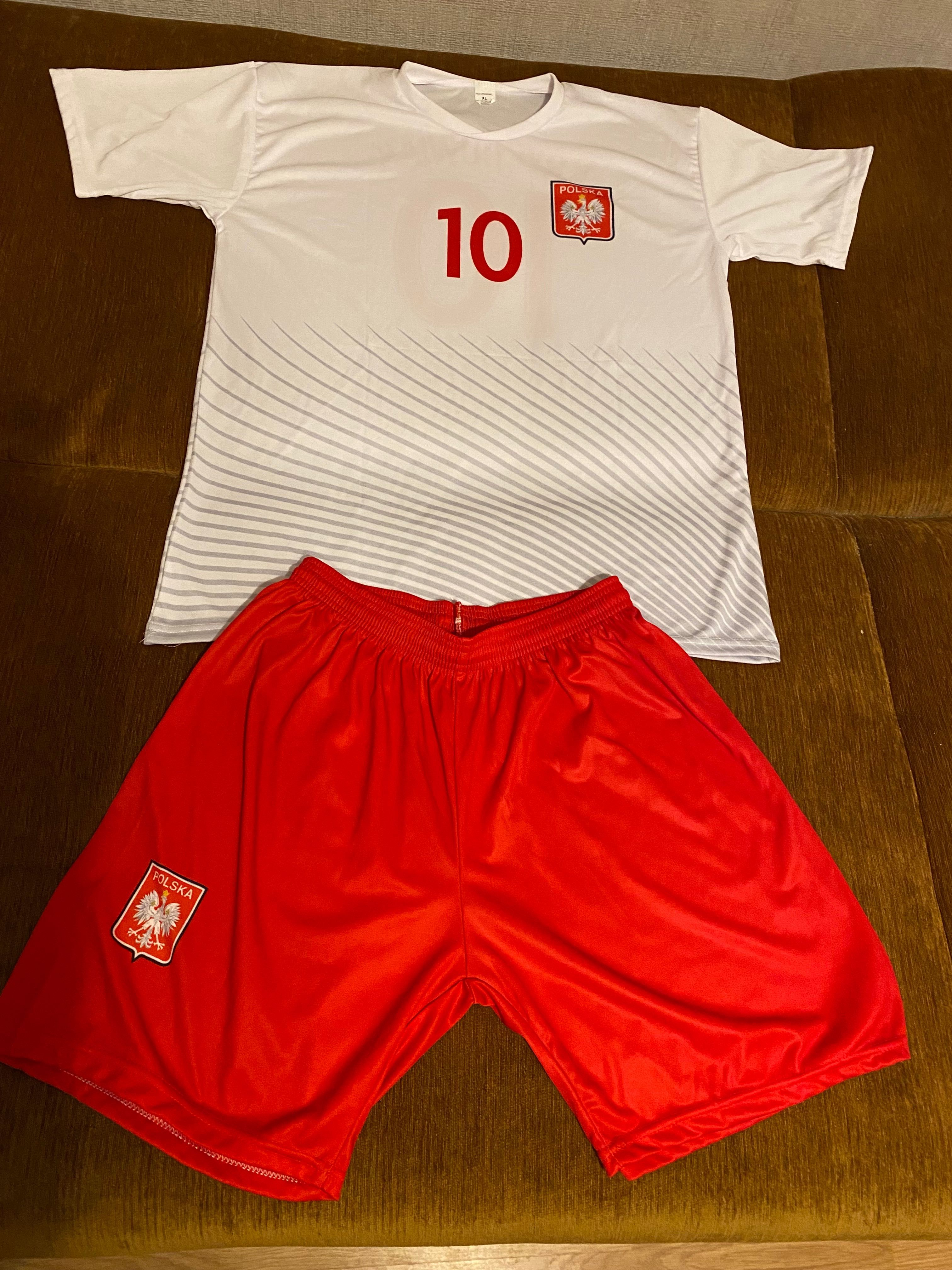 Strój piłkarski reprezentacji Polski 10 XL, NOWY