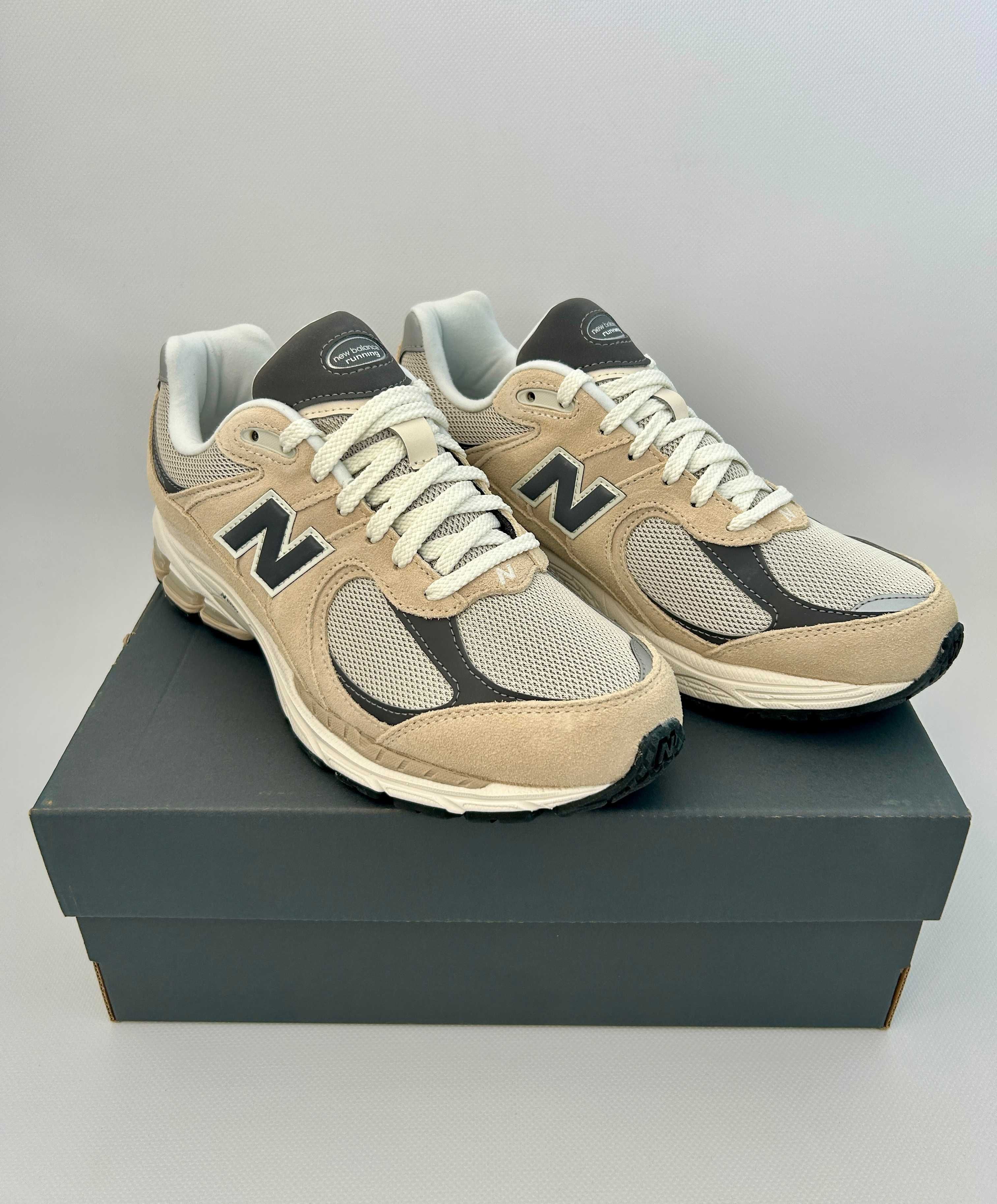 Кросівки New Balance 2002R 42 42.5