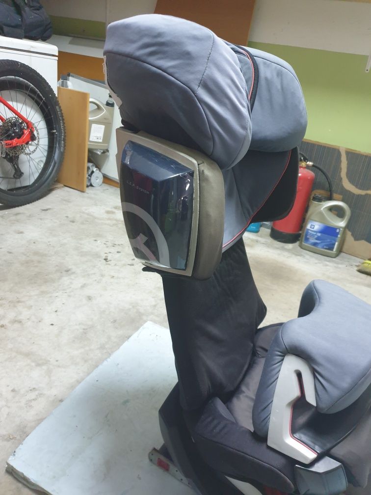 Cadeira Cybex funcional