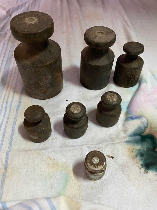 Гирьки металеві 2 кг,1 кг,500 гр, 200 гр 100 гр ..