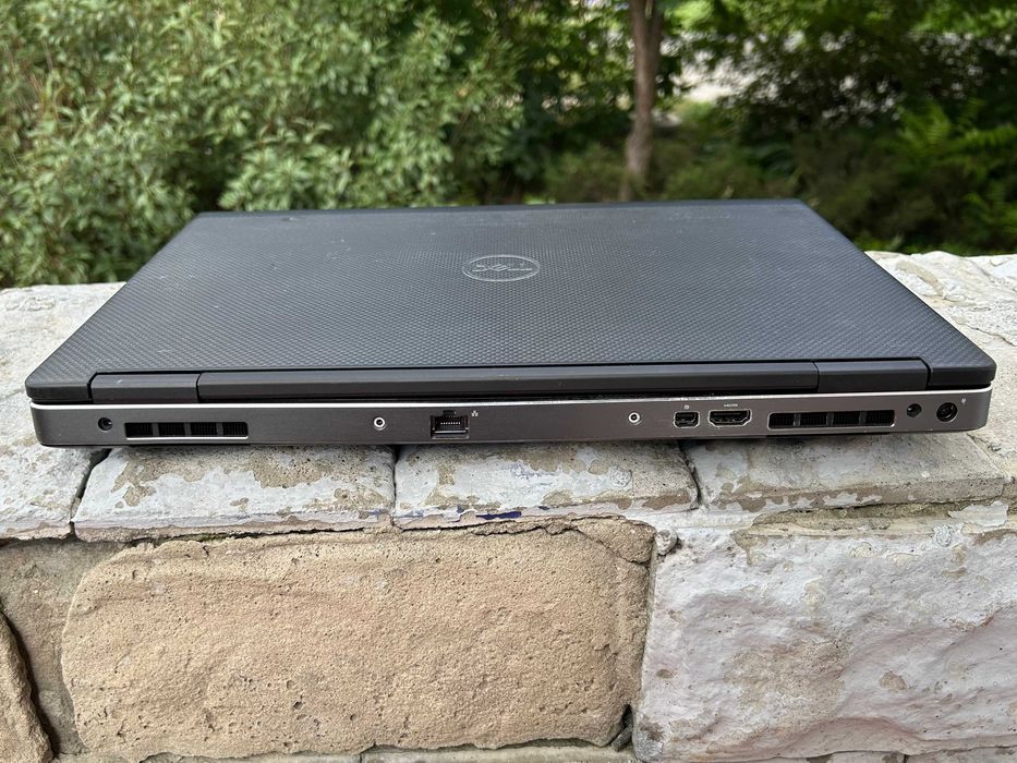 Dell Precision 7530 (15.6 FHD/ I5/ 16Gb/ 250nvme/ Bt/ Win10)
