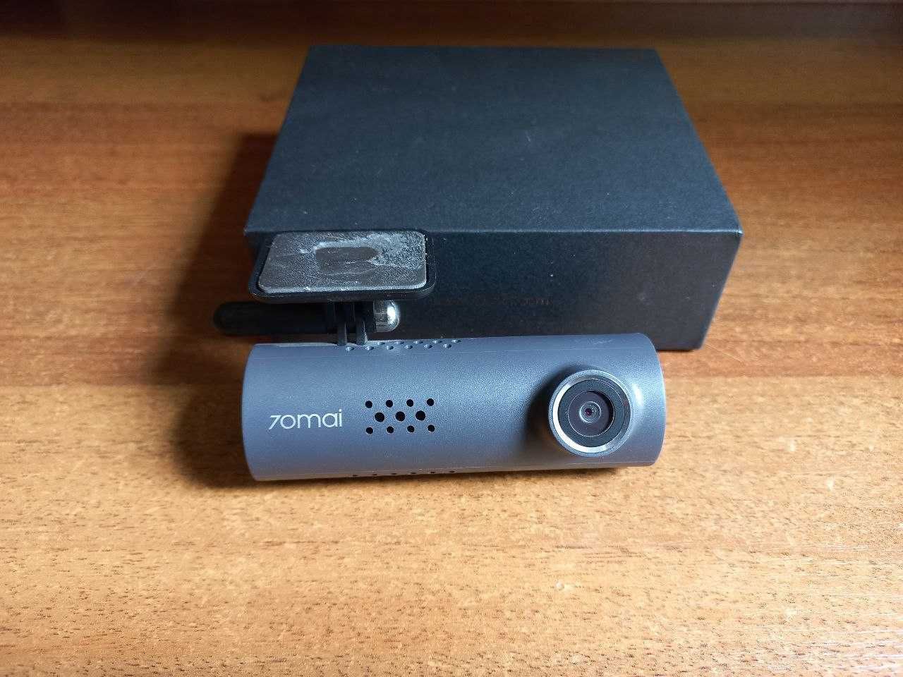 Продам Видеорегистратор 70mai Smart Dash Cam 1S (Midrive D06)