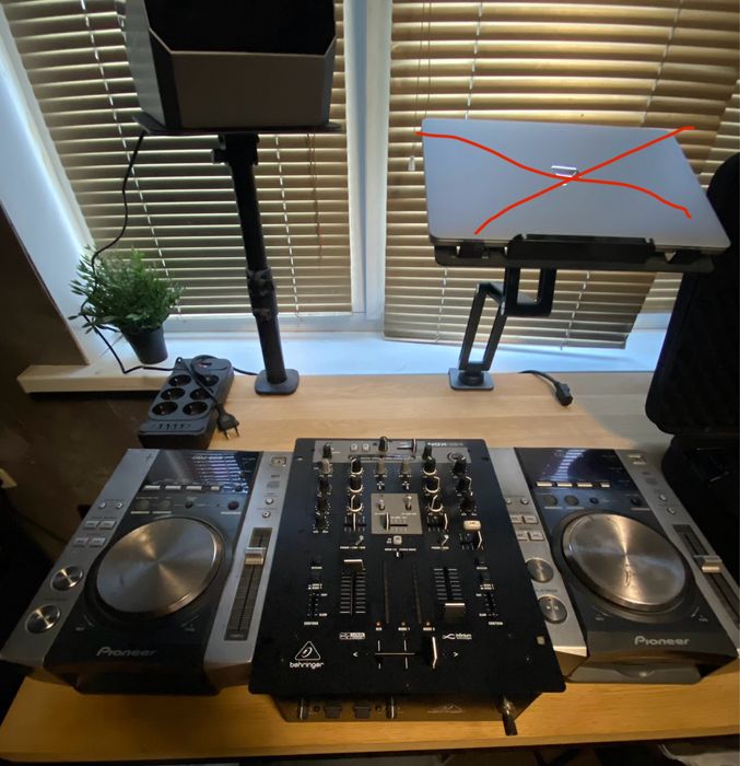 Діджейське обладнання pioneer + behringer