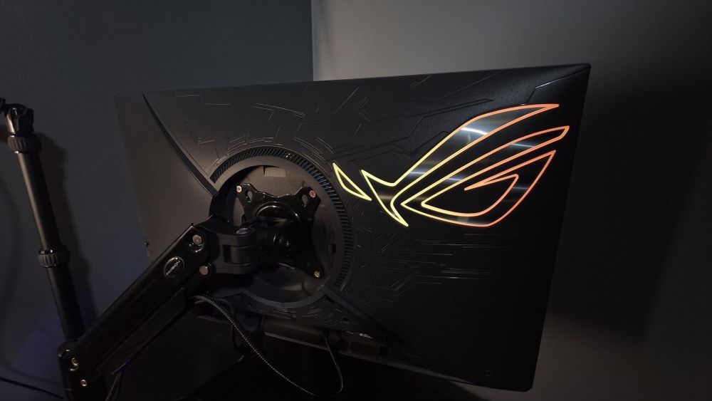 Монітор ASUS ROG Strix XG27ACMG