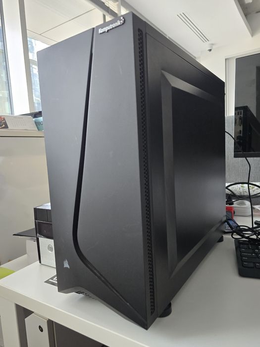 Komputer Komputronik i5-8400 / 16 GB / SSD 250 GB / GTX 1050 Ti + M