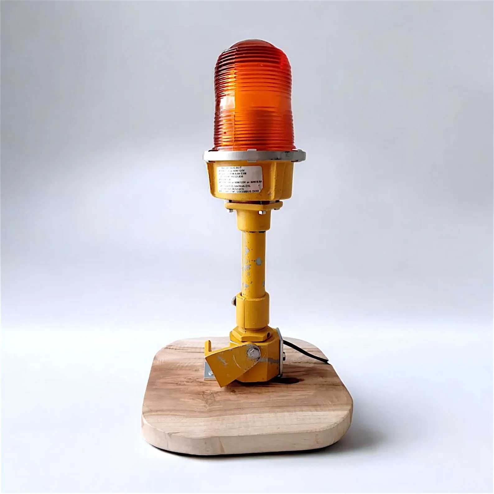 Oryginalna Lampa Lotniskowa ADB-ALNACO USA Lampa Pasa Startowego