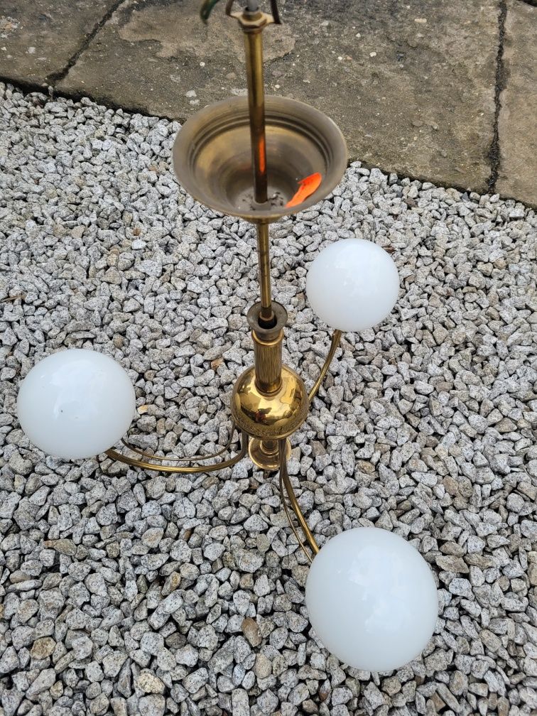 Lampy wiszące mosiężne