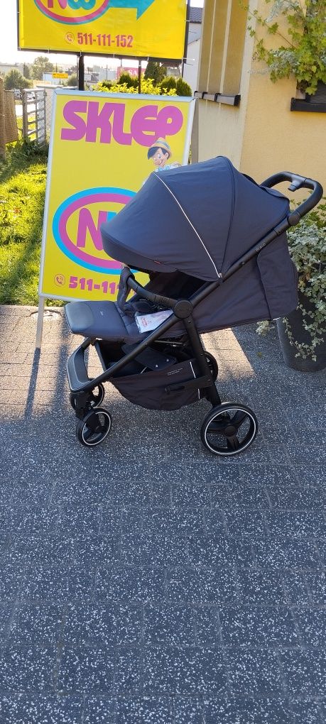 Carrello Bravo wózek spacerowy do 22 kg całoroczny