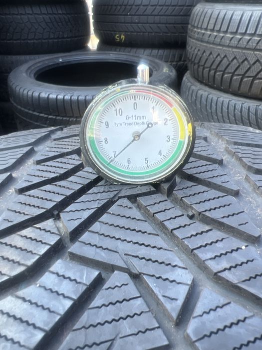 #Opona Unitoyal 255/35/19 pojedynka