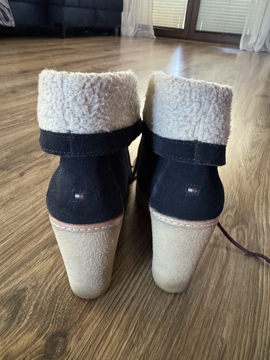 Sprzedam botki Tommy Hilfiger rozmiar 39