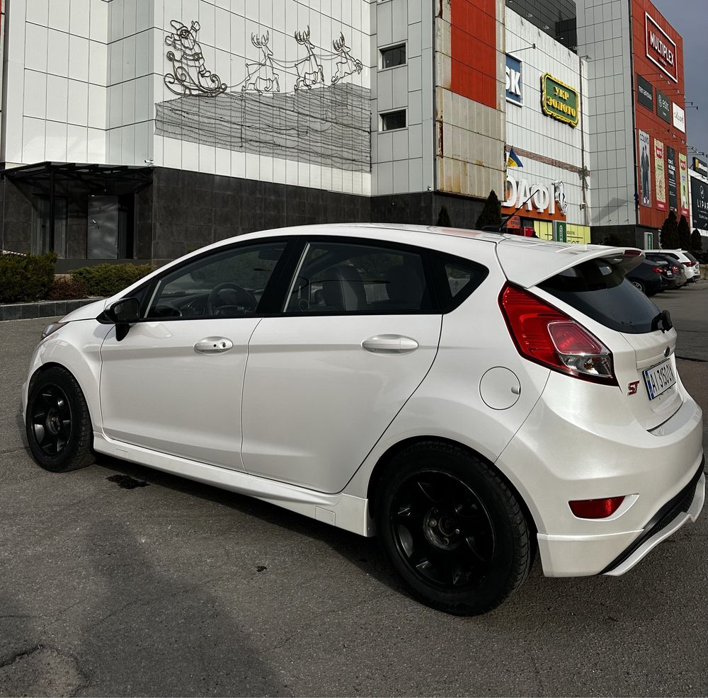 Продам Ford fiesta st