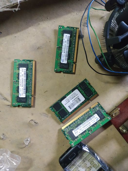 Електронні плати і інше