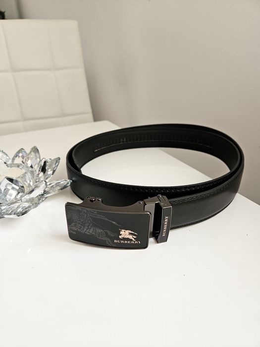 Meski pasek burberry