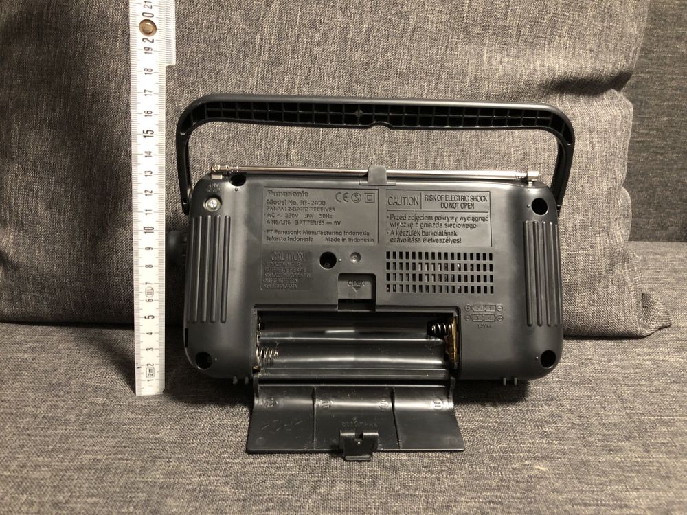 Przenośne radio Panasonic RF-2400