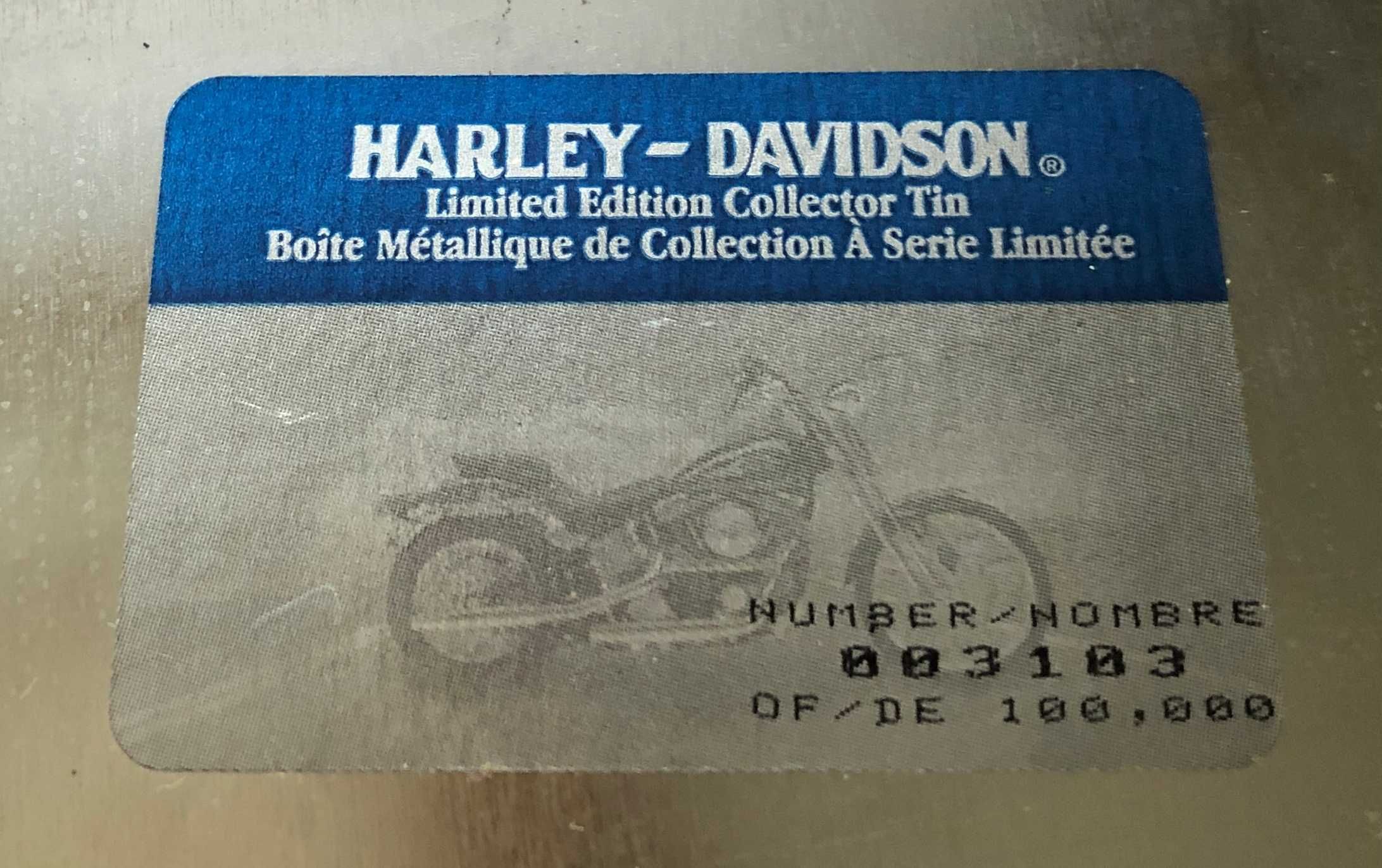 Harley Davidson oryginalna metalowa puszka z 2001 roku i znaczek