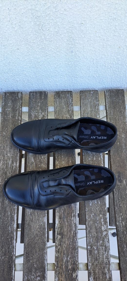 Sapatos Replay como novos