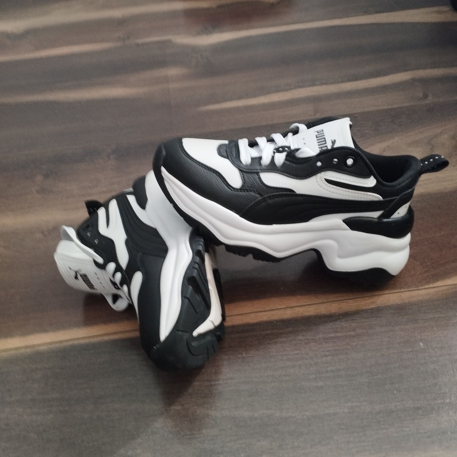 Кросівки жіночі Puma soft foam+
