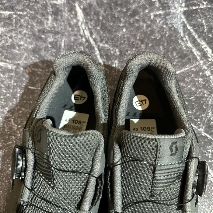 Нові кросівки велотуфлі велосипедки Scott Crus R 43 розмір 27.5 см