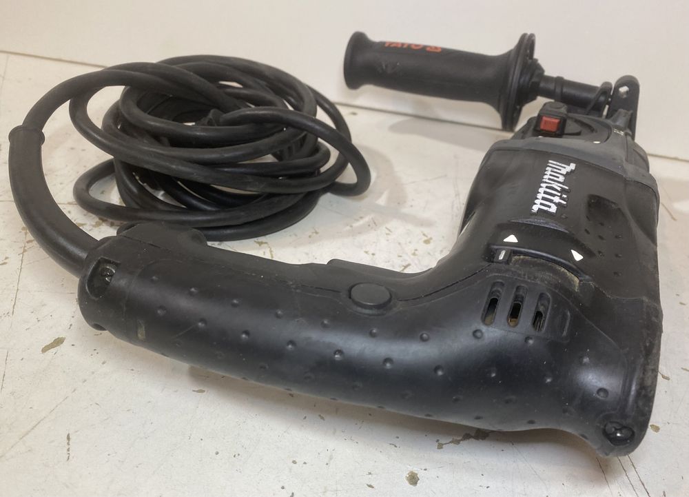 Перфоратор → Makita HR2470 на 2.4 Дж. | 780 Вт.