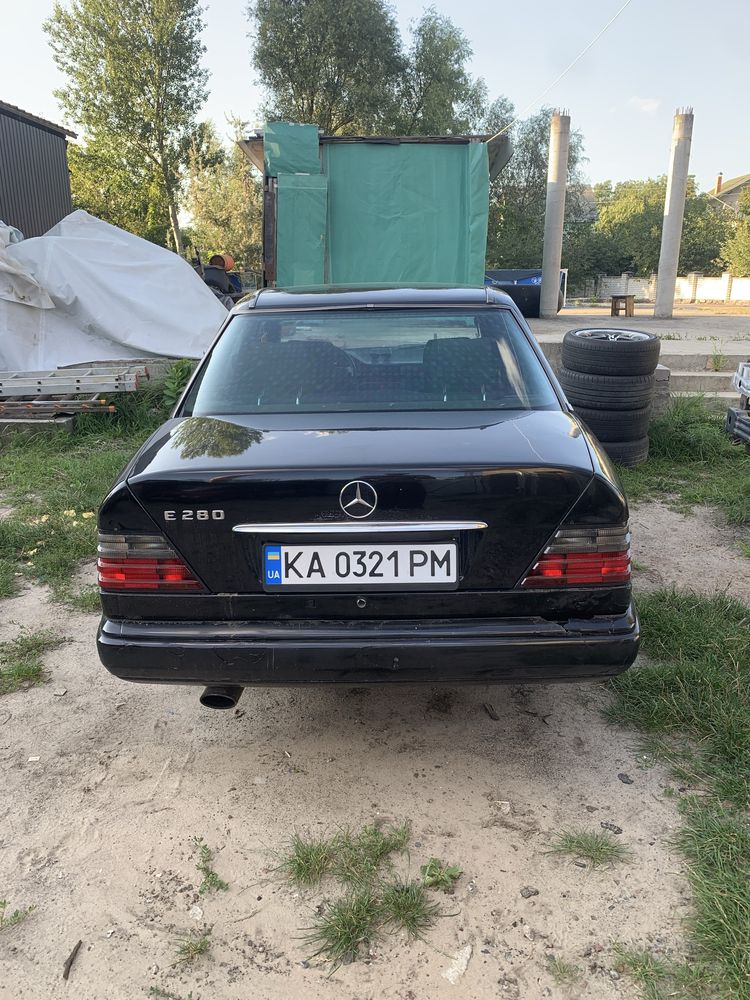 Mercedes-Benz W124 2.8 avtomat