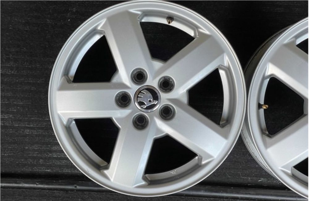 Диски R15 5/100 Skoda Tour Fabia Roomster VW Golf 4 Bora Polo Audi A3