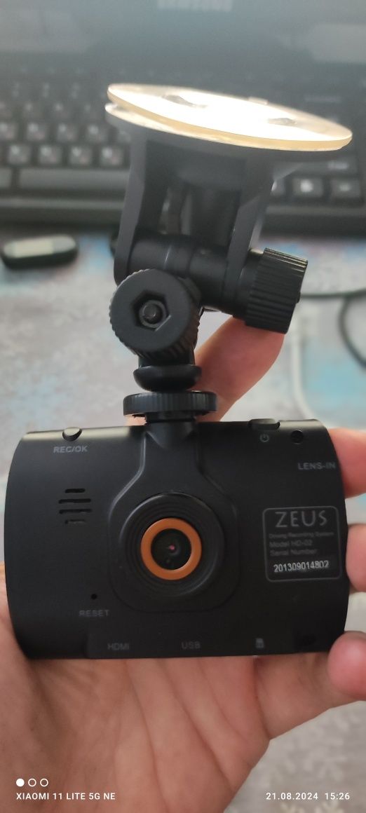 Відеореєстратор  zeus та навігатор