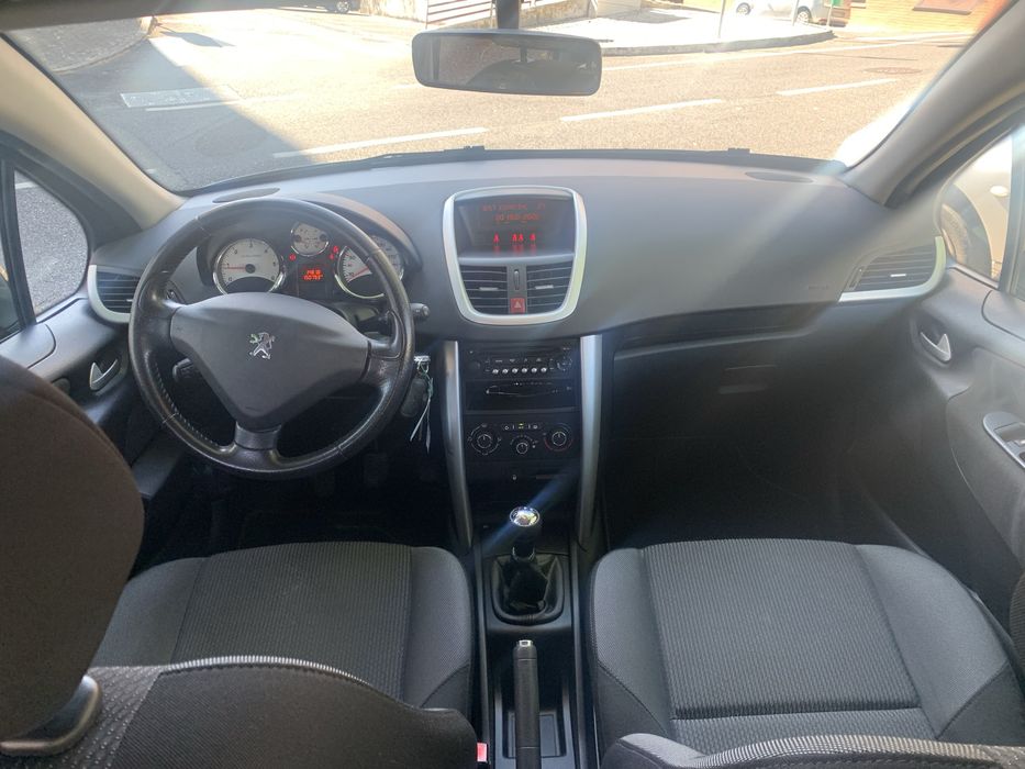 Peugeot 207 1.4 HDI SPORTIUM