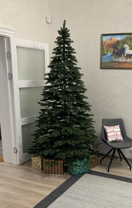 Ялинка лита зелена 2,3м, з двох частин