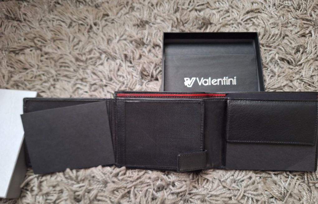 Nowy portfel  skórzany Valentini 154-267 black