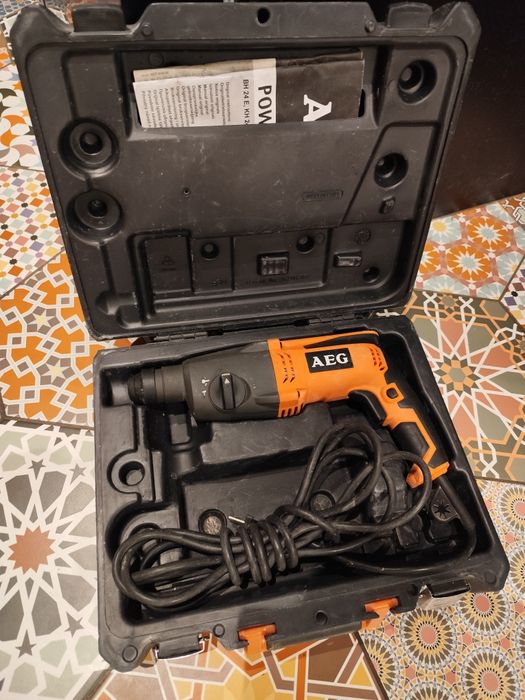 Młotowiertarka udarowa 3 funkcyjna AEG KH 24 E