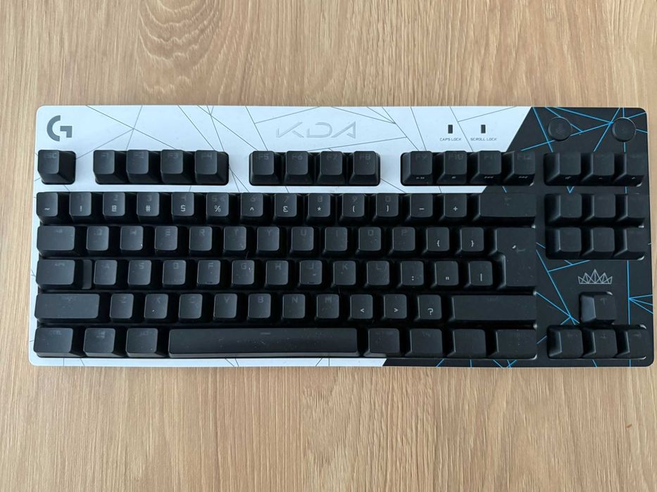 Mechaniczna klawiatura Logitech PRO X KDA Używana