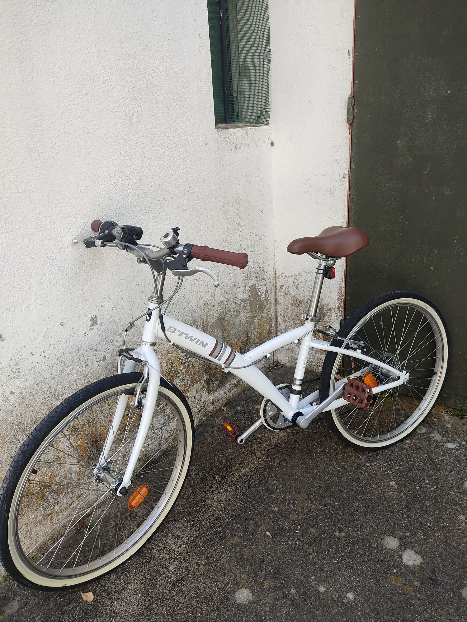 Bicicleta Btwin Poply 300 como nova