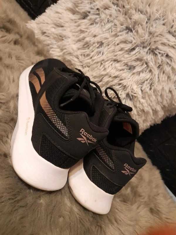 Czarne adidasy damskie Reebok rozm 40,5