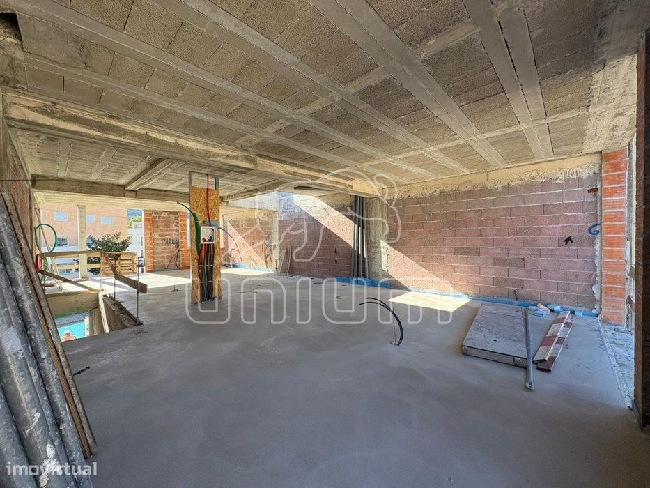 Apartamento T2+1 Duplex na Meadela