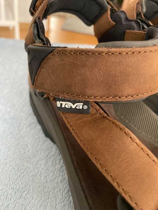 Sandały marki Teva Terra Fi Lite Leather ecco rozmiar 44,5