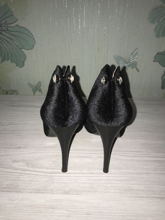 Туфлі туфлі