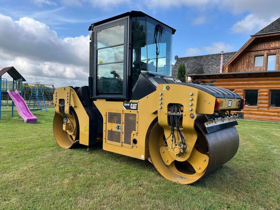 Caterpillar CB44B