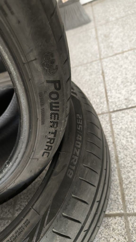 Pneus PowerTrac EcoSport 235/40R18