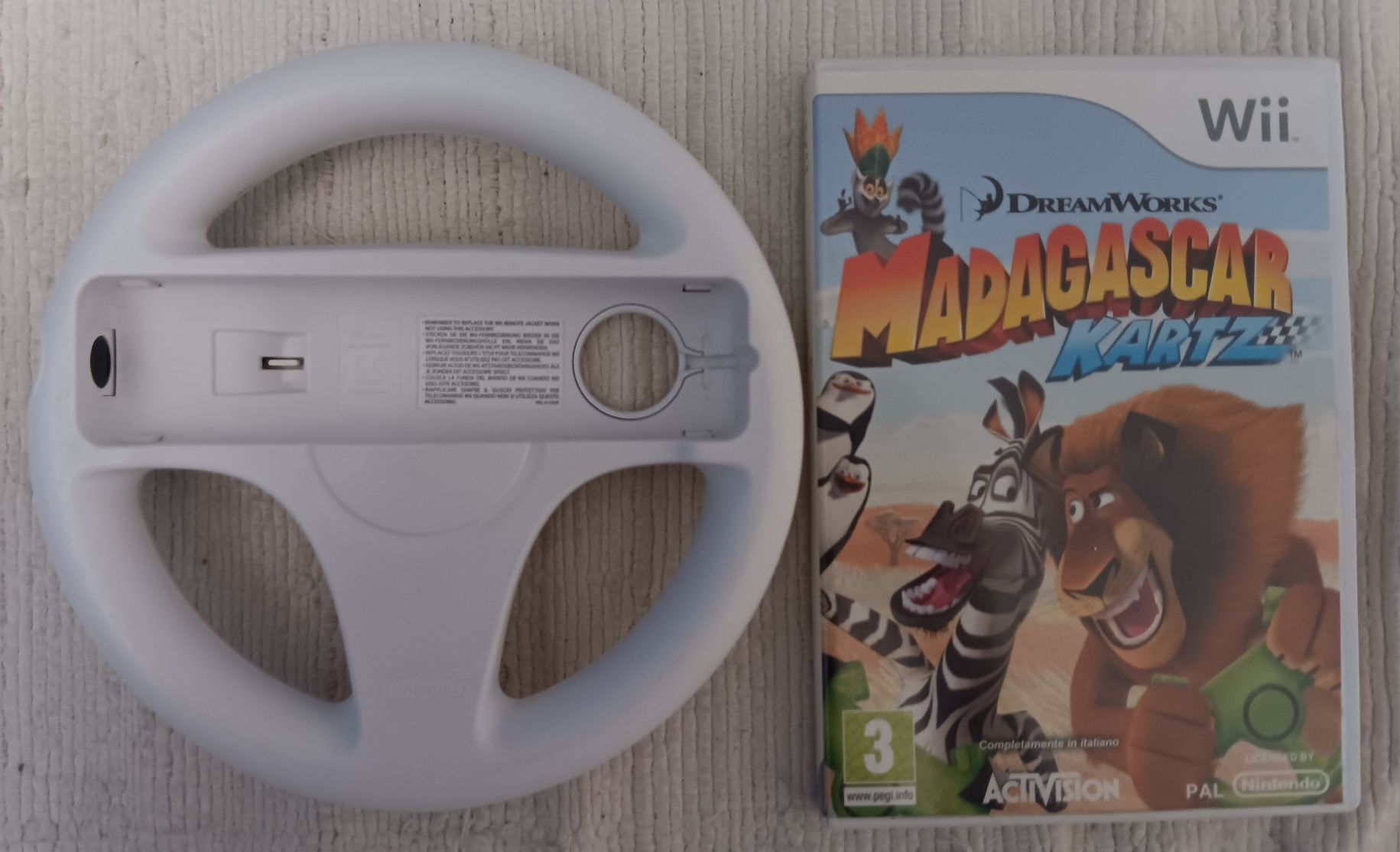 Madagáscar Kartz + Volante - Nintendo Wii