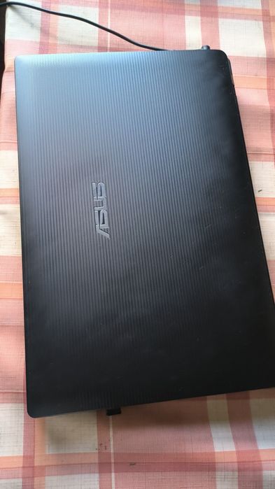 Ноутбук ASUS. Монитор 16 дюймов