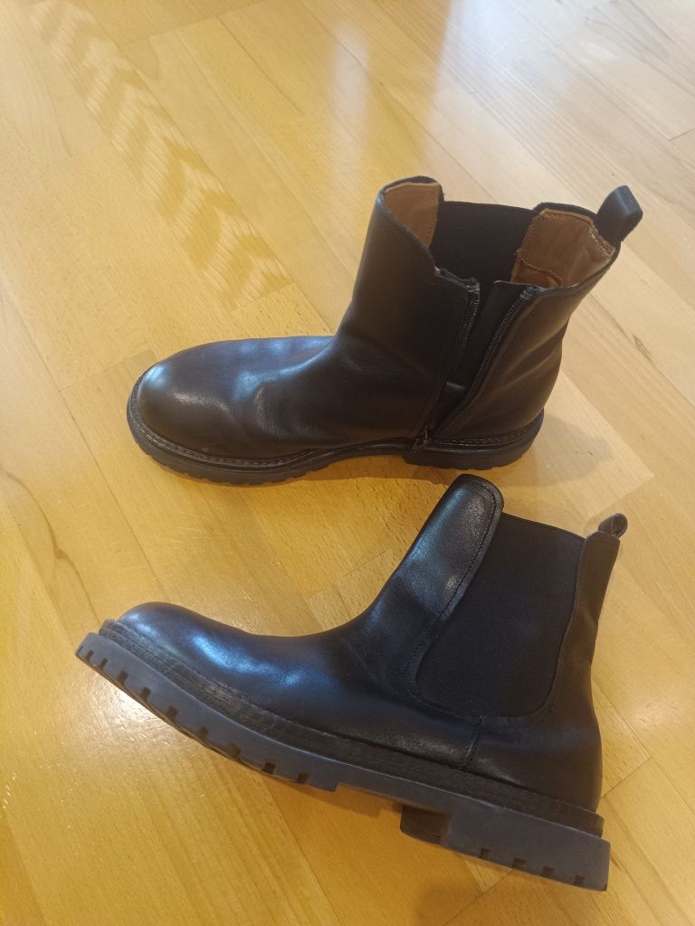 Botas Pretas - Zara