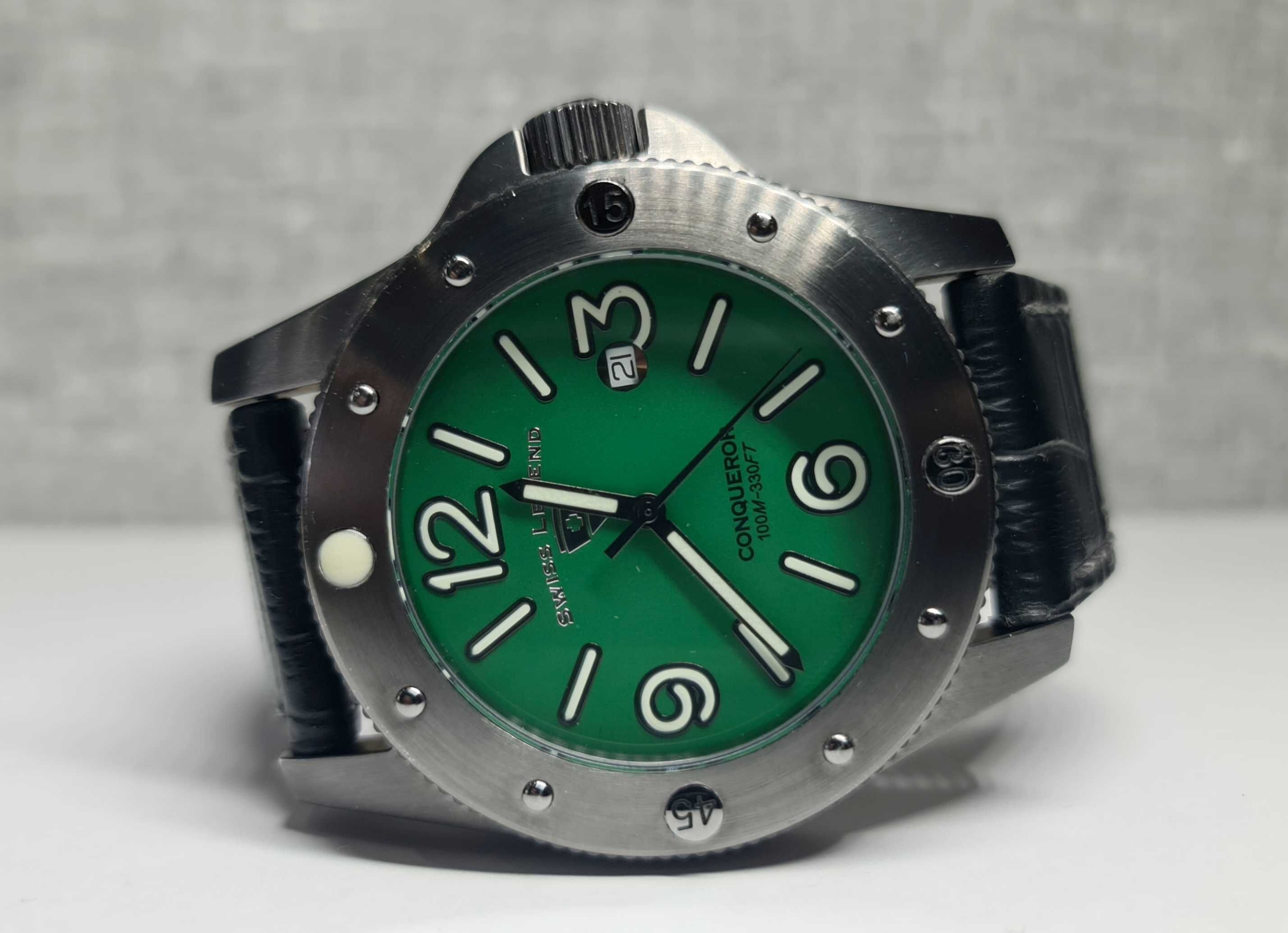 Чоловічий годинник Swiss Legend Conqueror Green Sapphitek 48mm 100m