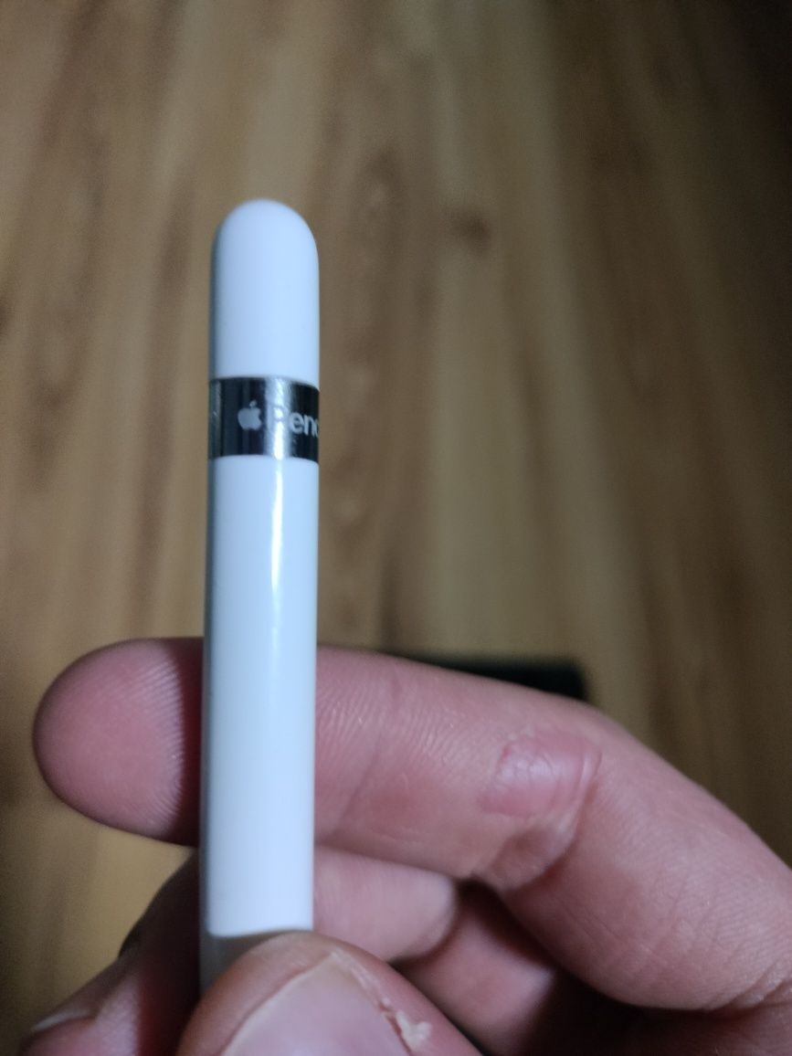 Apple iPad 9gen + Apple pencil + klawiatura