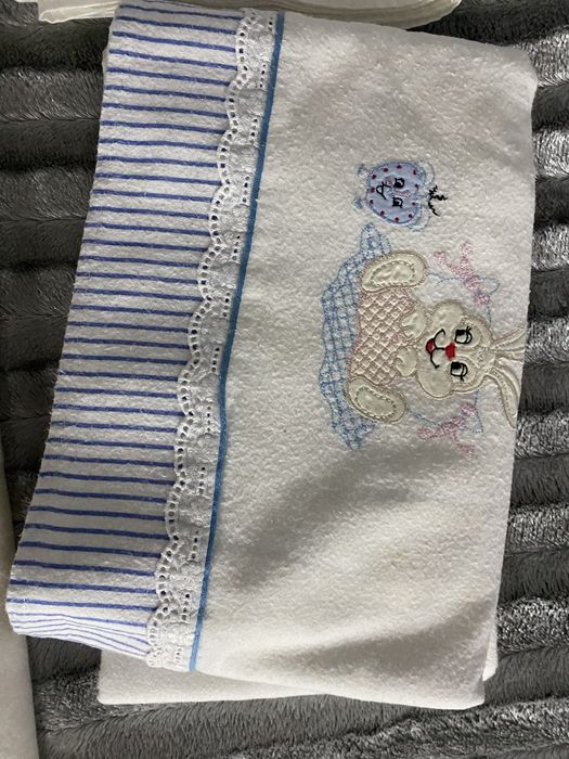 4 lençóis de bebé