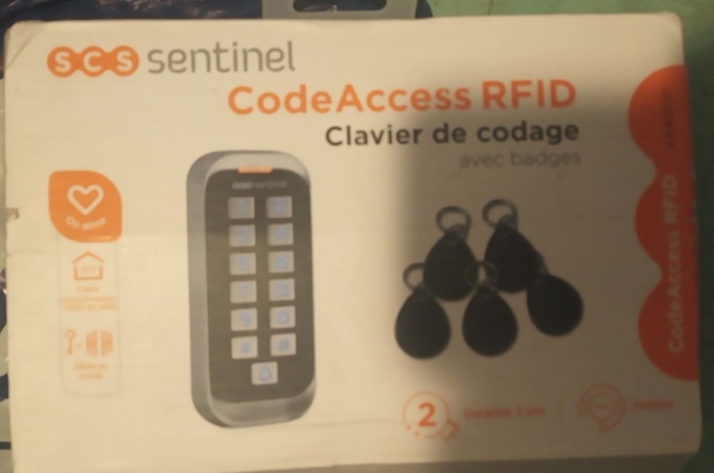 Кодова клавіатура CodeAccess RFID