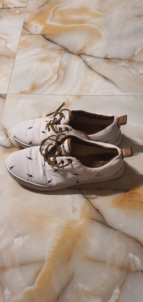 Buty płócienne Bellfield 42