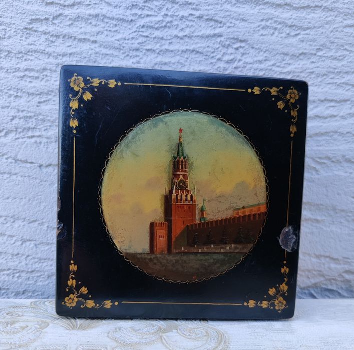 Скринька для прикрас. Агітлак.Федоскіно.худ.Сибарова